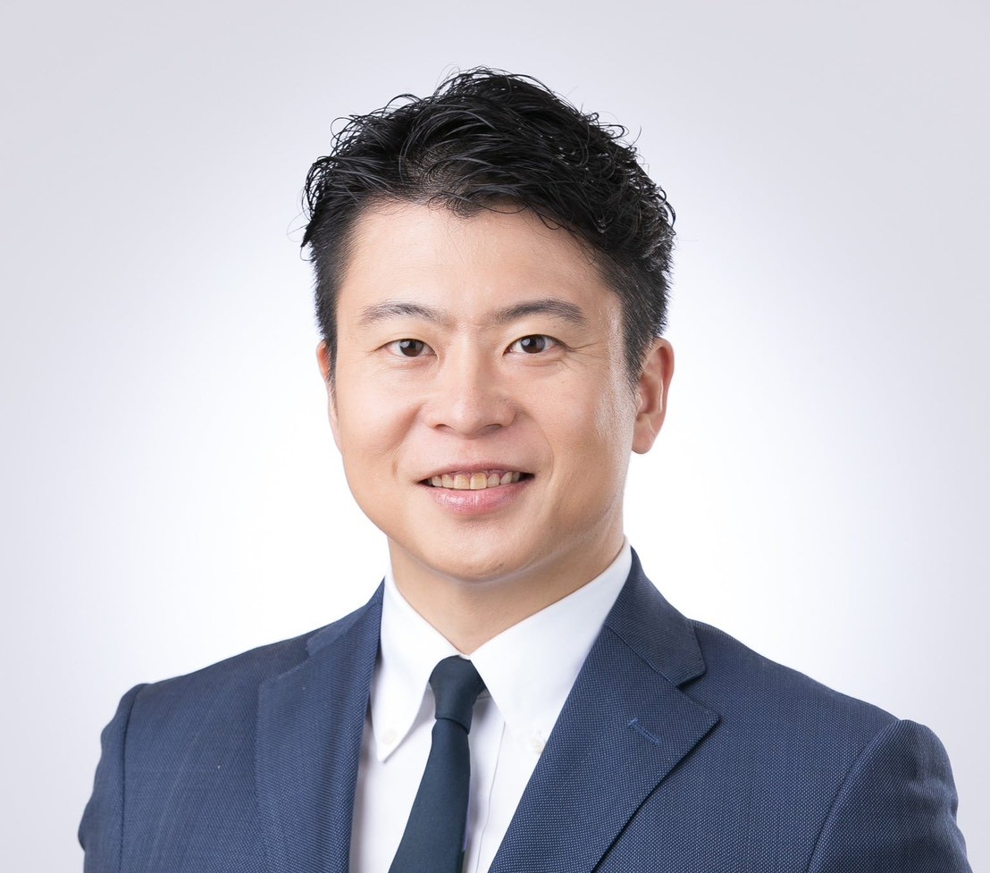 村井庸介